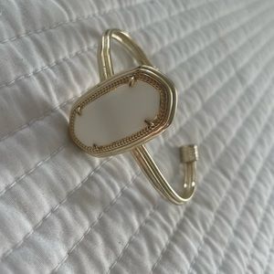 Kendra Scott bracelet